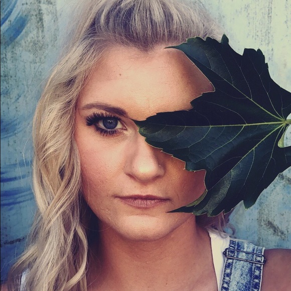 Meet your Posher, Karson - Picture 3 of 4